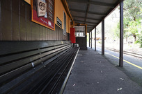 �շұ�����վ��վ̨