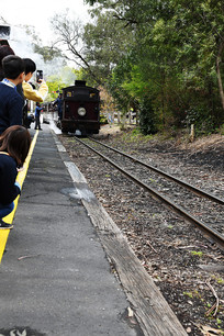 �շұ�����վ�𳵽�վ