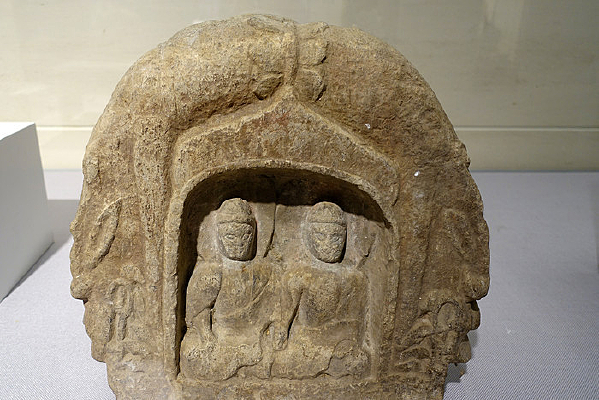 �δ�ʯ��˫ʥ����� 