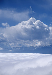 �봨��������ɽ�ƺ���Զɽ