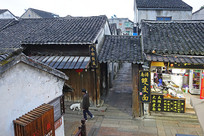 ��䱹����ǽ���ߵ���լ 