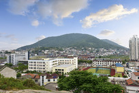 ��������ɽ��