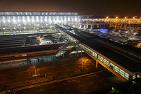 �Ϻ��ֶ��������ո�ҹ��