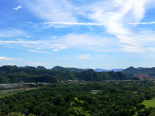 �����µ���ɽ