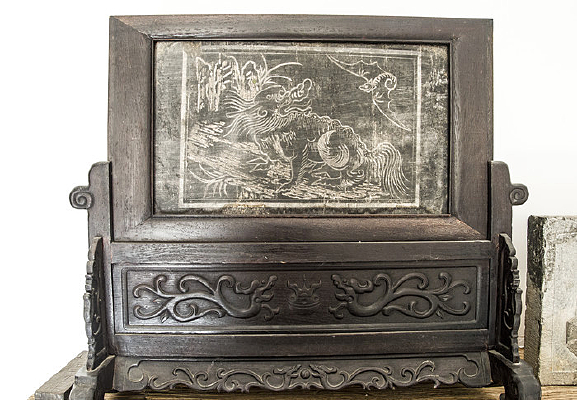 ��ľ����ڼ�