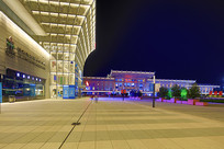 ɽ��������վҹ��