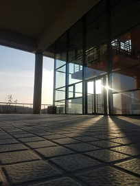 ���Ľ���