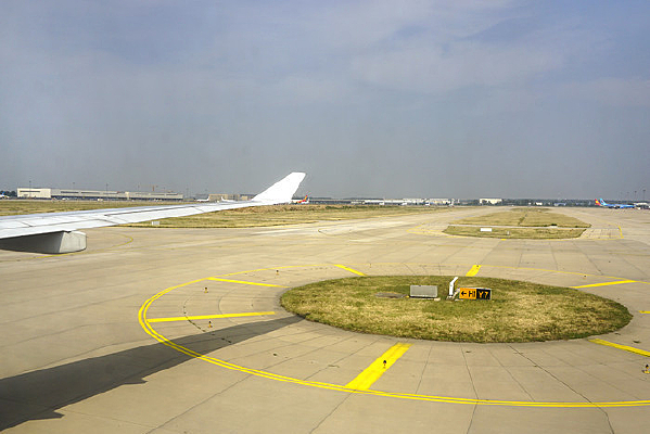 �����׶����ʻ������ո� 