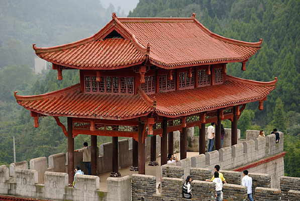 �ɶ����̾���-�������ǳ�¥