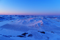 ѩ��ѩԭȺɽĺɫ