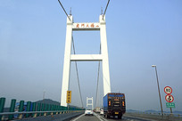 �㶫���Ŵ��� 