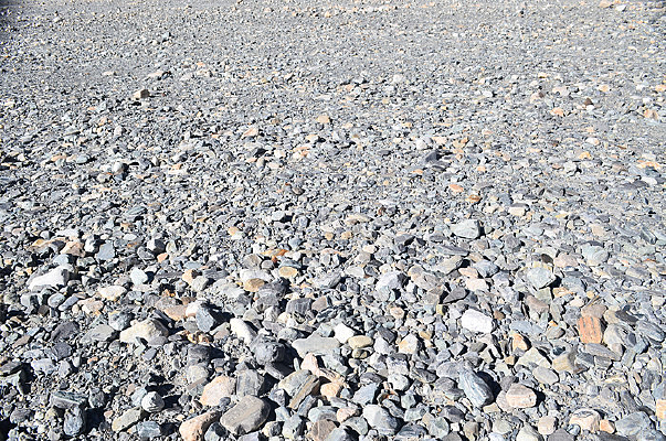 ɽʯͷ�����ز�