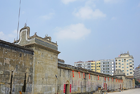 ���ڿͼ�Χ�ݺ׺��¾� 