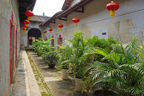 �������ڿͼ�Χ�ݺ׺��¾�С��