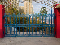 ������ɽ��ѧ��У��