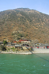 ���ش�ɺ��ϵ�����  