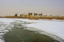 ��ɽ��ˮ�Ӻ��ϱ�ѩ��һ������