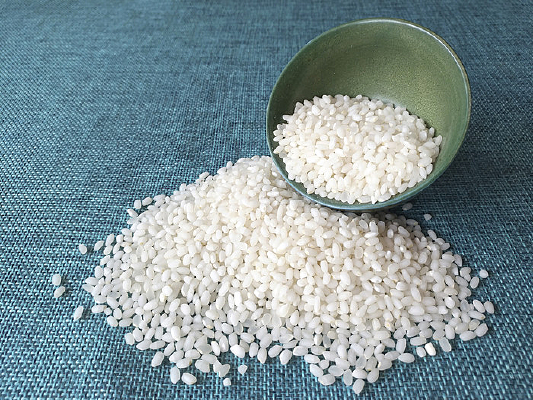 ���׾���