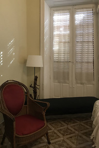 �����������޺�լ����һ��