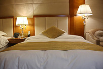 ���ݿͷ�����