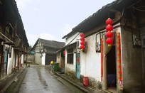 �ɶ�Ԫͨ���򰲾��Ľֵ�