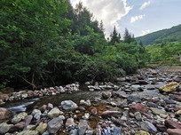 ��ɫɭ�ֺӹ���Ȼ���