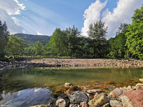 ������ҫ�ĺӹ�