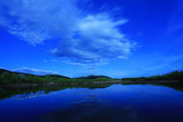 ���˰���ɭ�ֺ���ҹ�� 