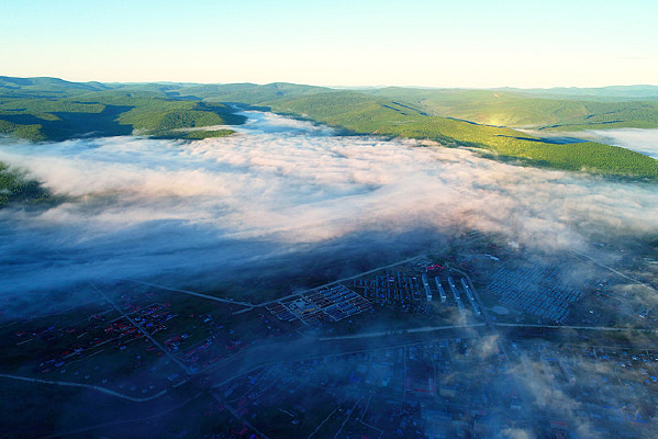 ���˰�������ɽ��