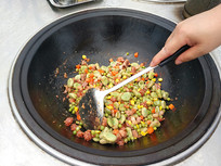 ����Ұ�׷�