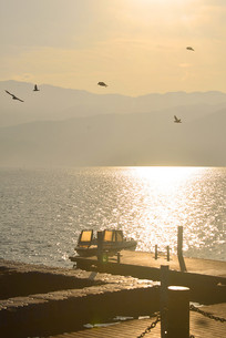 ��������ˮУѵ����ͷ�ճ�  