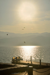 ��������ˮУѵ����ͷ�ճ�