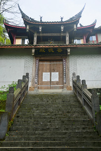 �ɶ����ݵ���ɽ-��ʦ������ 