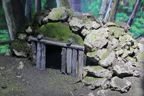 �����ر�