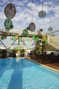 ���ݵ�¶����Ӿ�� 