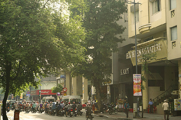 Խ�Ϻ�־������Ϳ�ٴ�ֽ־�