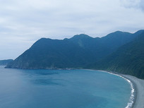 ɽ��������Ϊһ��