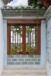 ���Ͻ�ˮ�ųǹŽ�ͥԺ԰��©��