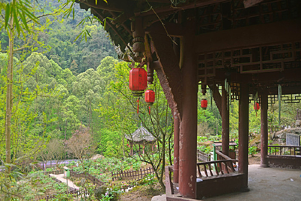 ���ݵ���ɽͤ