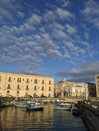 ��ͧ����