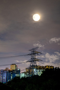 ���³��е���