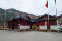 ��ɽ�촻��촻����ɫ����