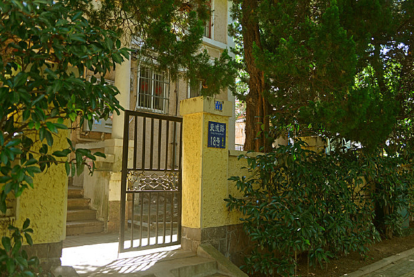 �˴�ؽ�������-�ٳ�·18��