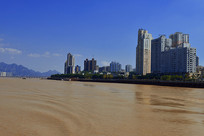 ���ݽ���·��¥