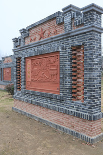 �������θ����Ļ�ǽ