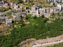 ������ɽ����ɽ���ϵ����