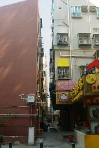 ���ڳ��д���ɳ��ֵ�