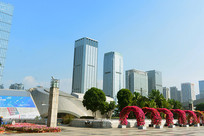 �����������Ĺ㳡���з羰