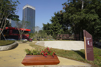 ���ڲ��������ɳ����̬���� 