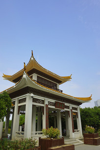 ��ɳ����������ͤ�⾰